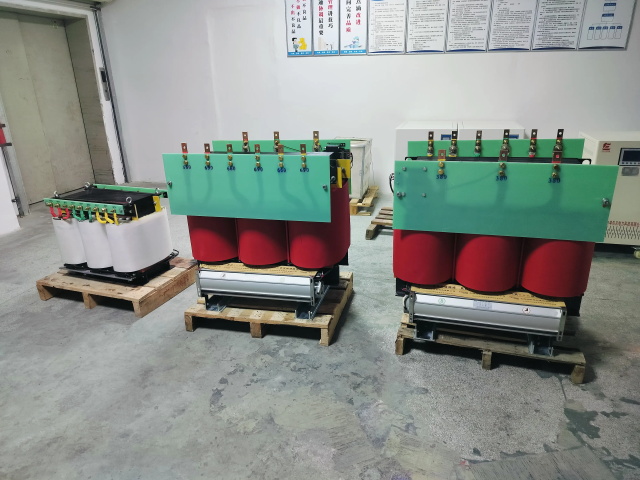 百色KS11-1000KVA矿用变压器